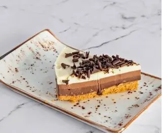 Tarta De Tres Chocolates (Porción)