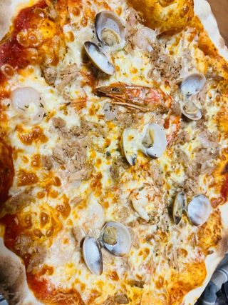 Pizza Marinera