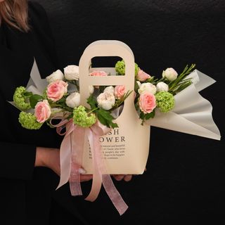 Сумочка з квітами у рожевому кольорі (сумочка з подвійною ручкою)