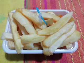 Vaschetta di patatine