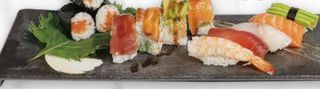 Sushi sashimi misto