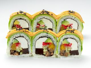 Рол з манго та авокадо та цитрусовим желе