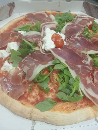 Pizza De Burrata (33 Cm.)