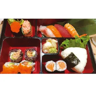 Sushi bento