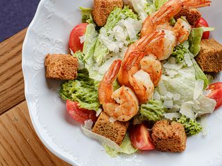 Салат Цезар з креветками (250g)
