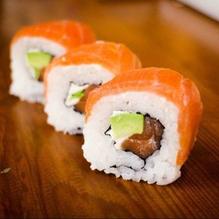 Sakè salmone roll