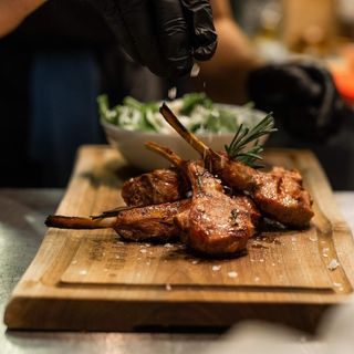 Cotlet de berbecut Noua Zeelanda