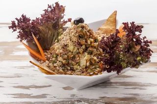 Орехова салата (450г)