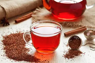 Tè rosso freddo