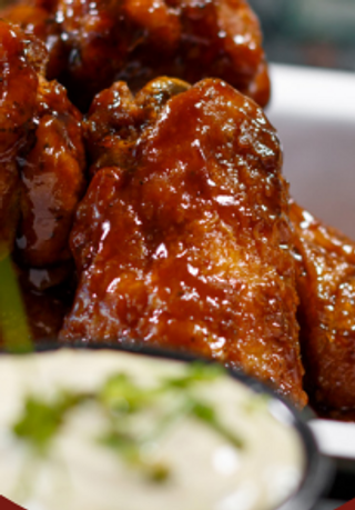 Tequeños de pollo a la brasa