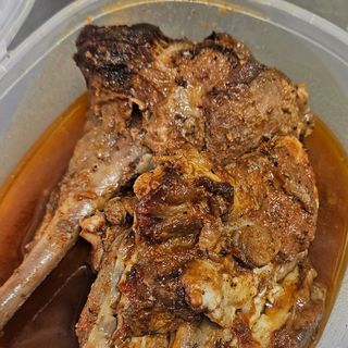 Piernina de lechago guisada con patatas