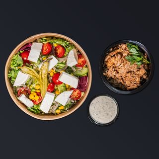 Sałatka z karkówką i fetą