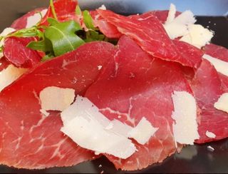 Bresaola, rucola e Grana Padano