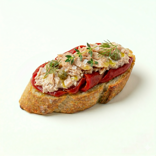 Montadito de  Atún Pimientos Del Piquillo Y Aceite De Oliva