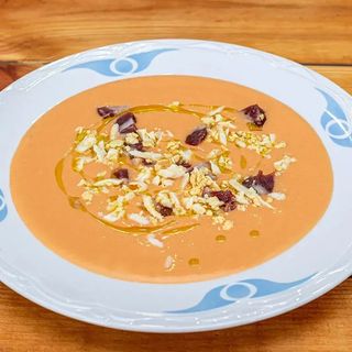 Salmorejo Cordobés Con Jamón Ibérico Y Huevo Duro