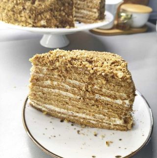 Домашний медовик "Балмекен"