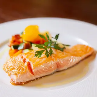 Salmón A La Plancha