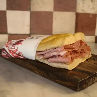 15- Superfarcita con mortadella