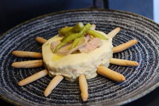 Ensaladilla rusa de bonito del norte