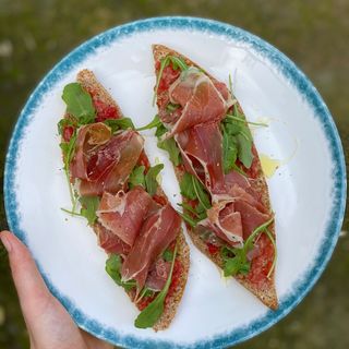 Jamón Serrano (Ham Serrano)