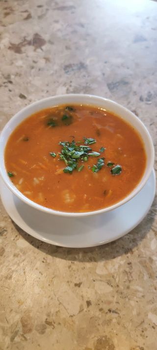 Zupa pomidorowa z ryżem