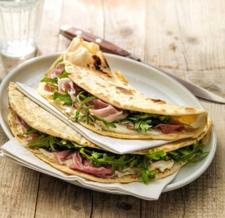 Piadina crudo, rucola