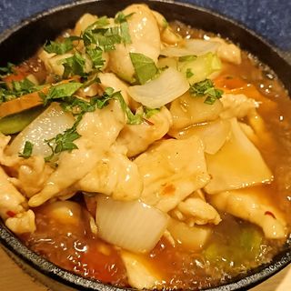 Pollo salteado con salsa agridulce 