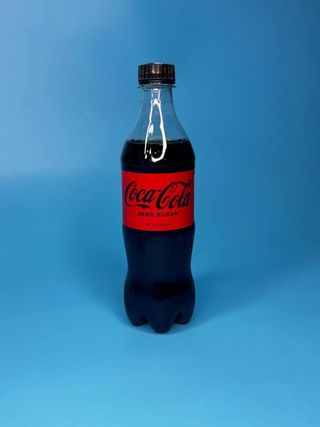 Напій газований Coca-Cola (Кока-кола) ЗЕРО 0.5л