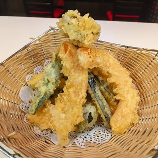 T14. Tempura De Verduras Variadas (14 Uds.)