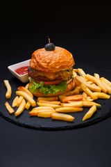 ქათმის ბურგერი