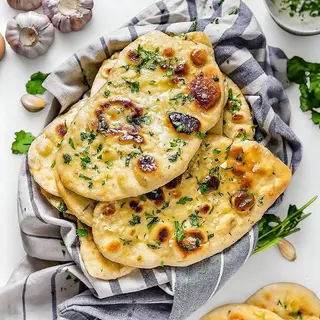 53 Garlic naan