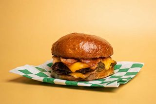 Triplu Pick's Smash Burger