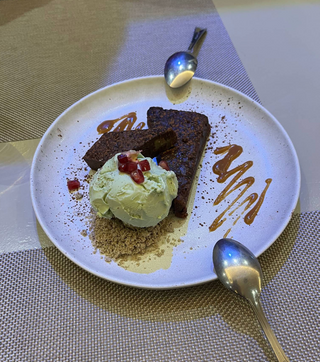 Pastel De Chocolate Y Maracuyá