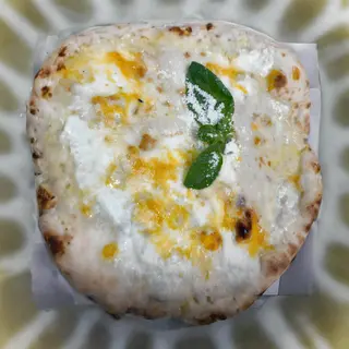 Pizza Clásica Redonda 6 Quesos