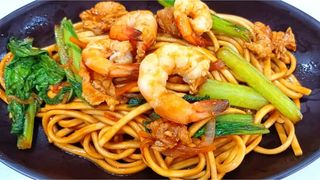 53.Tallarines frito con gambas