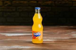 Фанта апельсин скло 0,25