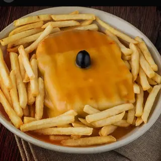 Francesinha de Atum com Batata ou Ovo