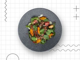 Салат з вирізкою теля (230g)