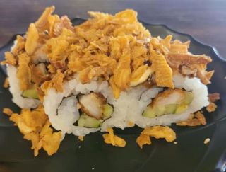 58. Uramaki De Pollo (4 Uds.)