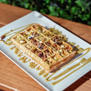 Gofre de pistacho y chocolate blanco 