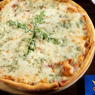 პიცა 4 ყველი პატარა