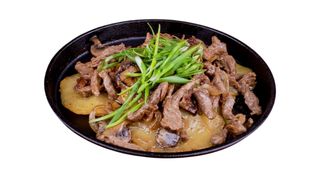 Жареное мясо с картошкой