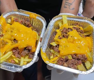 1 Cheese Bacon, 1 Batata Clássica, 1 Coca Cola