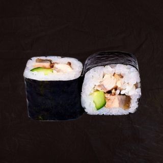 Хосомаки с угрем