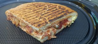 Szaurma w Bułce Mega