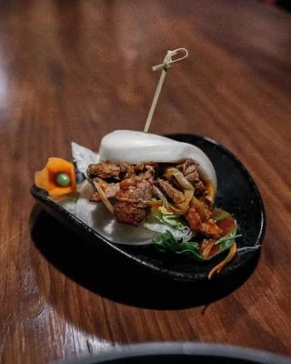 Kimuchi De Ternera Con Salsa Kimuchi