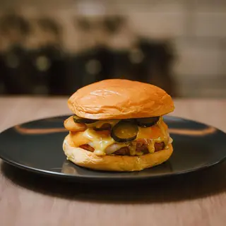 BURGER CHICKEN LITTLE