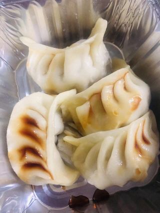 6.RAVIOLI DI CARNE AL VAPORE (4 PZ)