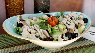 ENSALADA TROPICAL VEGETARIANA