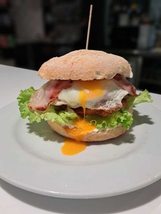 HAMBURGUESA 2 GERNIKA